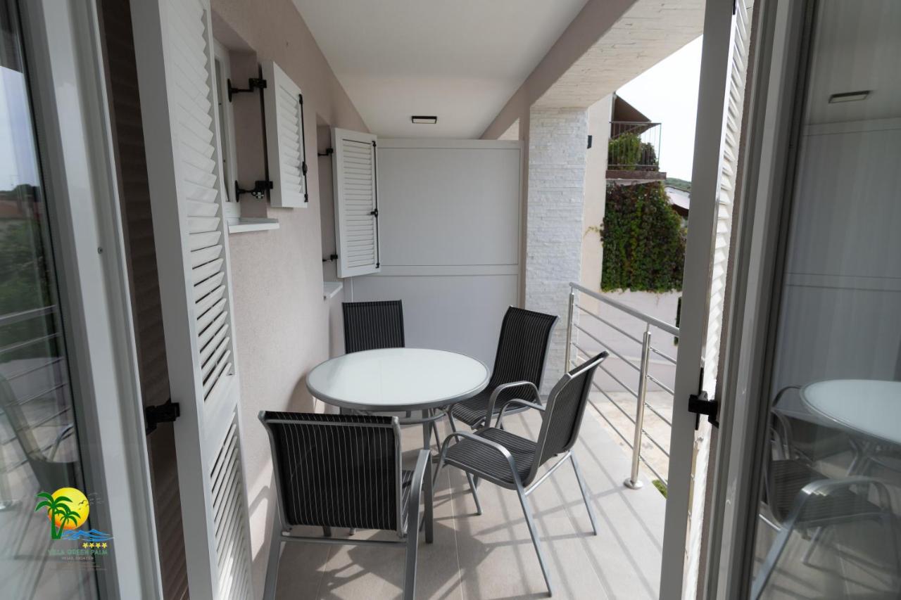Villa Green Palm Vrsar Εξωτερικό φωτογραφία