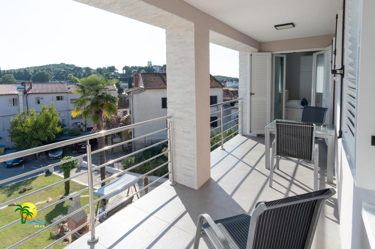 Villa Green Palm Vrsar Εξωτερικό φωτογραφία