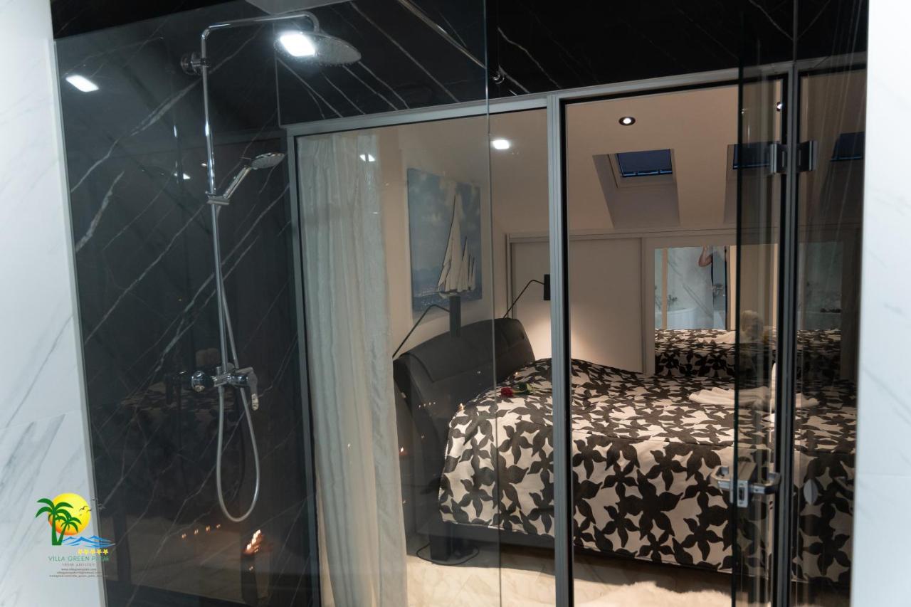 Villa Green Palm Vrsar Εξωτερικό φωτογραφία